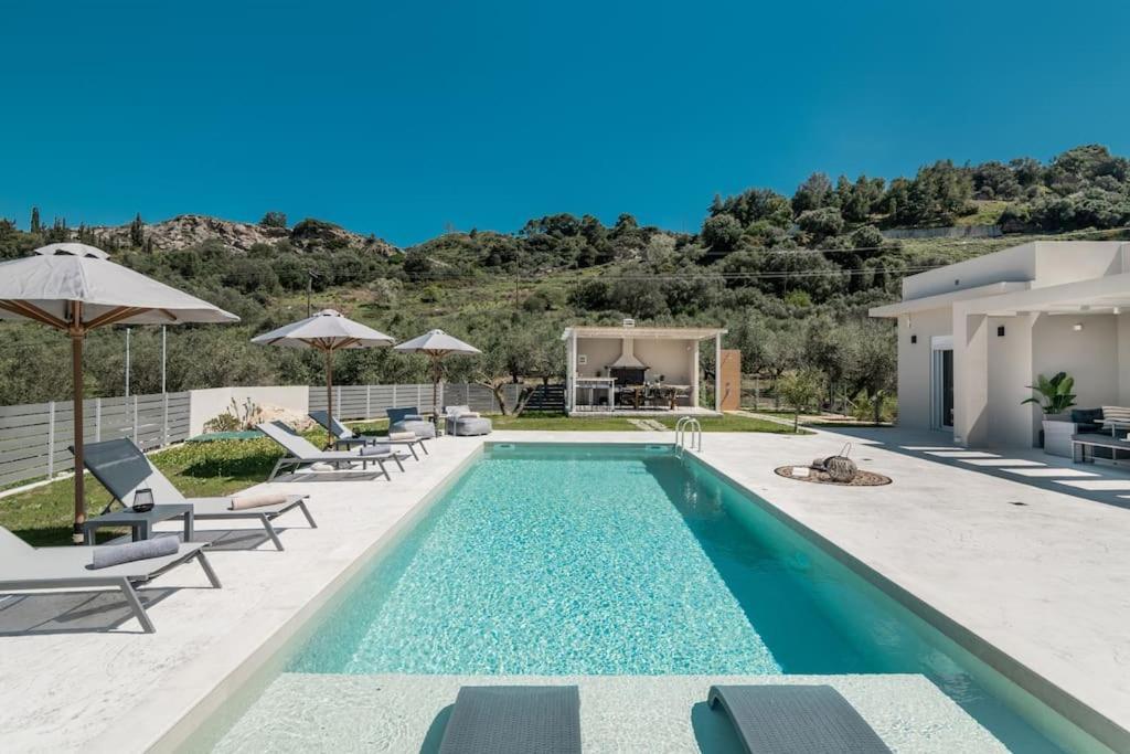 Melissia Luxury Villa Kalamákion Exterior foto