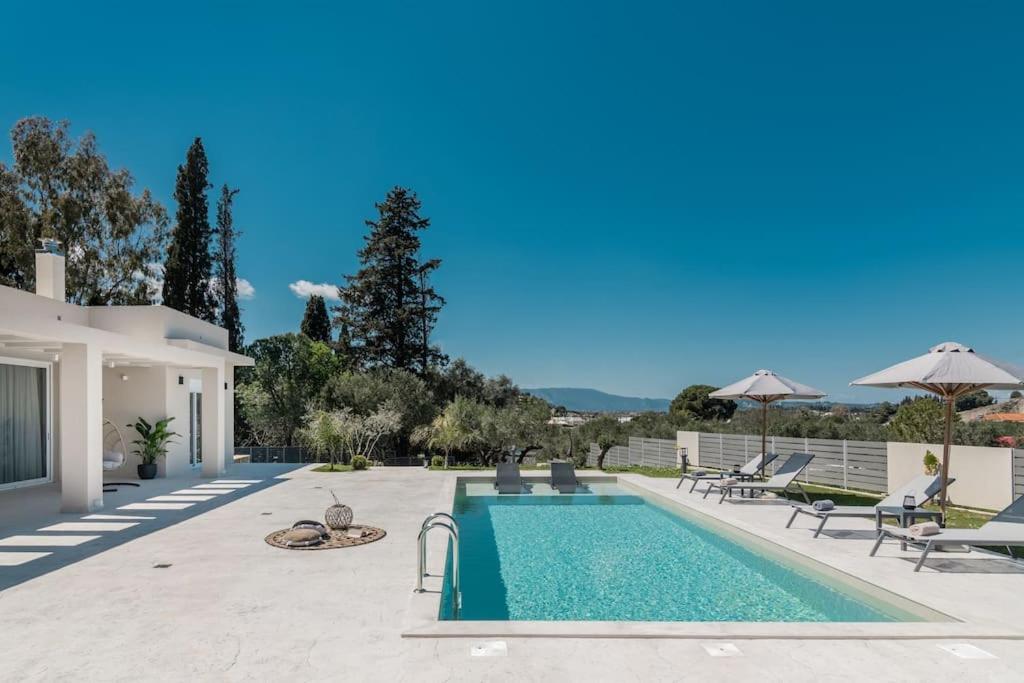 Melissia Luxury Villa Kalamákion Exterior foto